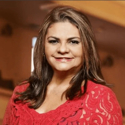 Léa Mendonça